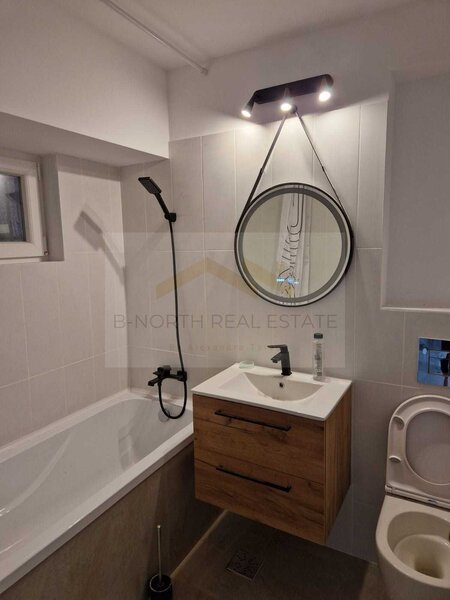 Splaiul Unirii, apartament 3 camere de inchiriat, vedere catre Dambovita.