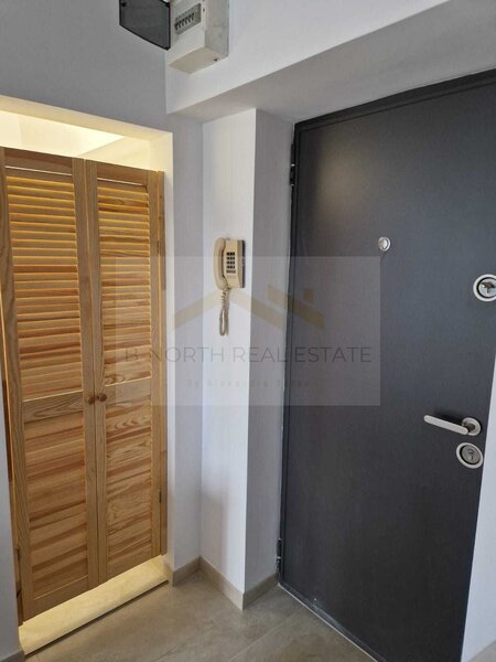 Splaiul Unirii, apartament 3 camere de inchiriat, vedere catre Dambovita.